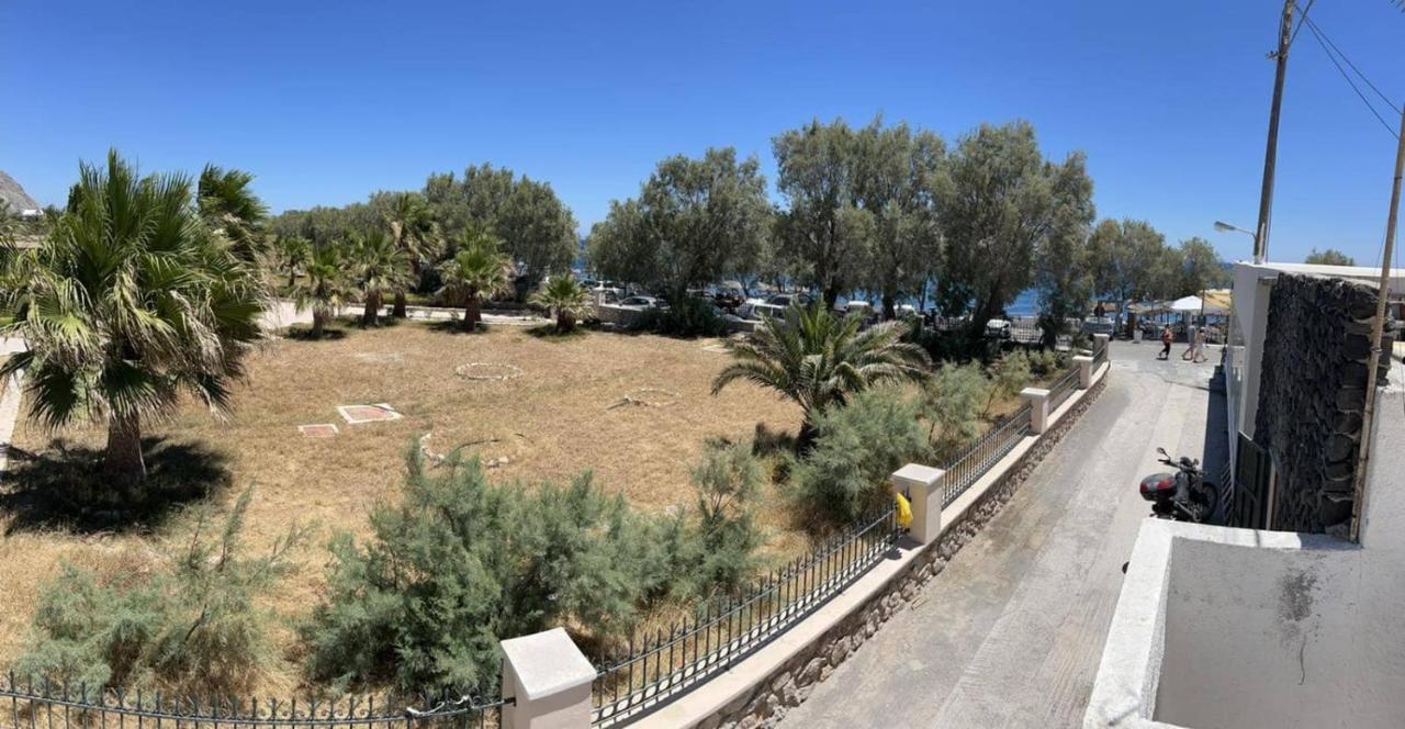 Beach Apartment Edem First Floor Perissa Exterior foto
